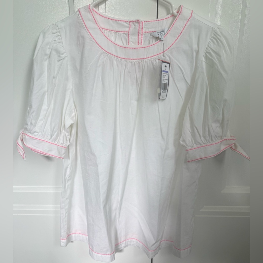 Crown & Ivy New With Tags Women’s Short Sleeve Top